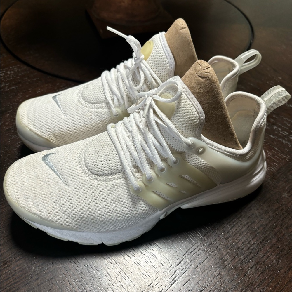 Nike gently used